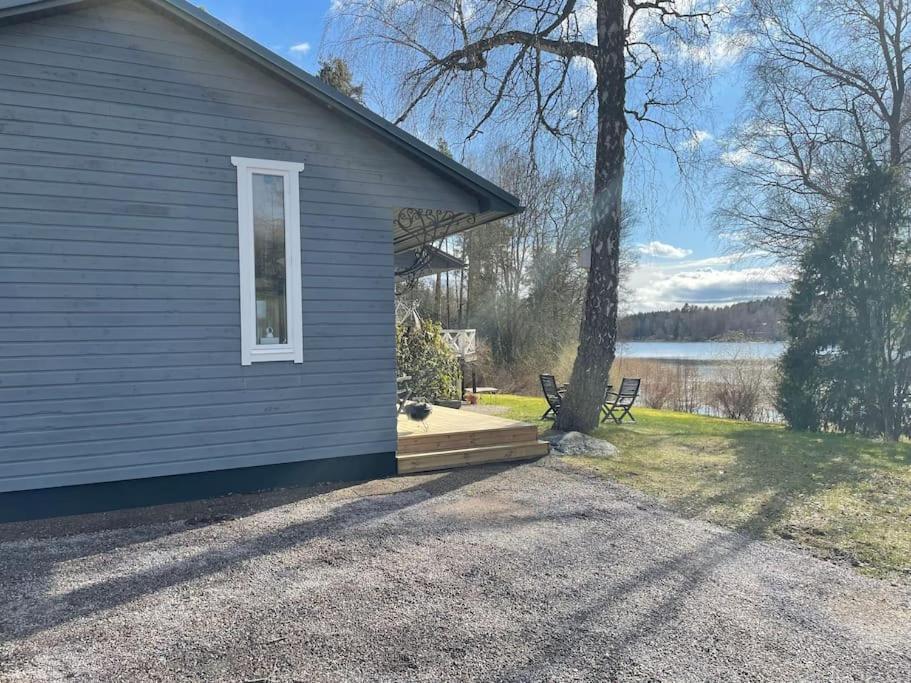 Nyrenoverat Strandnaera Med Fantastisk Utsikt Rimbo Esterno foto