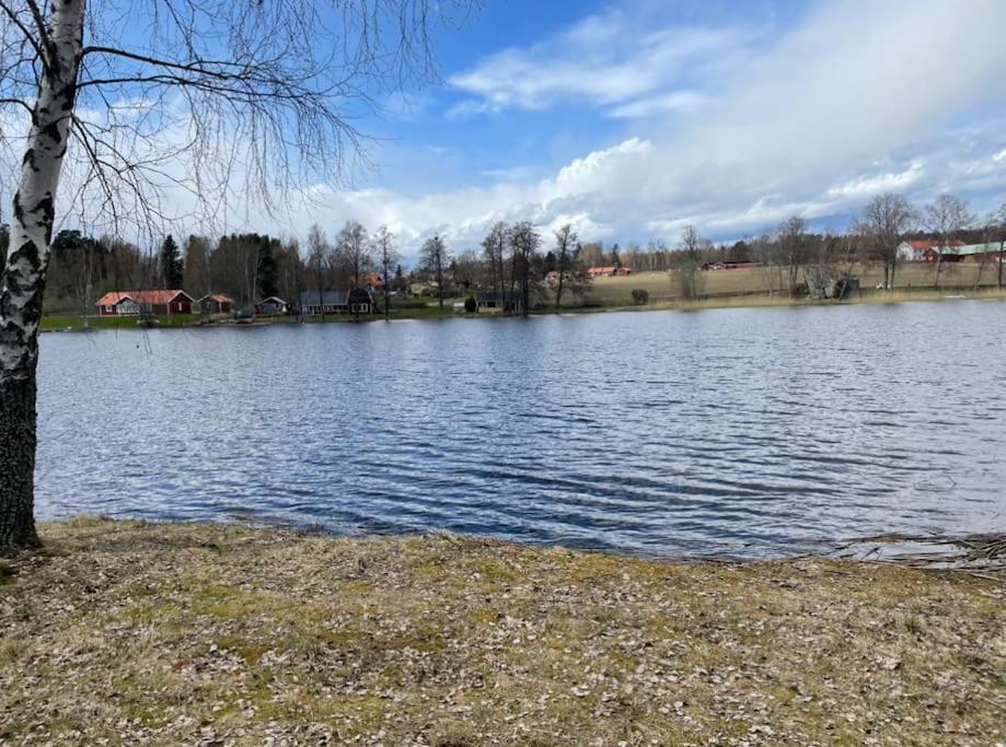 Nyrenoverat Strandnaera Med Fantastisk Utsikt Rimbo Esterno foto