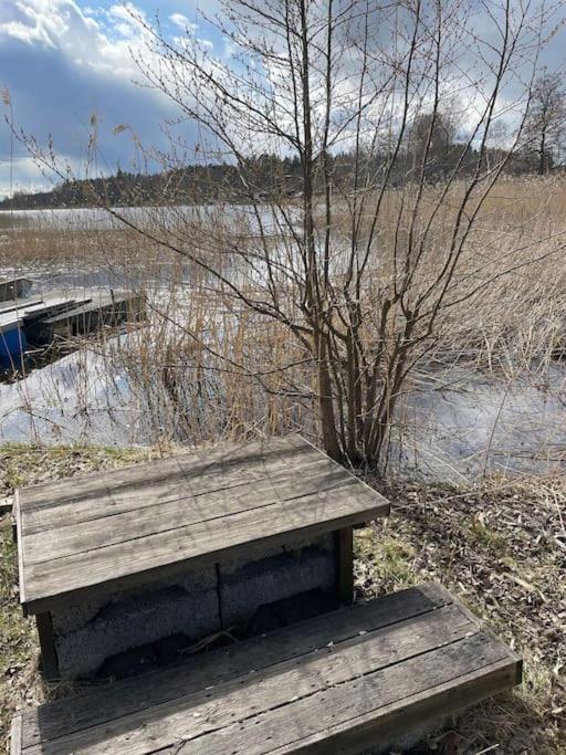 Nyrenoverat Strandnaera Med Fantastisk Utsikt Rimbo Esterno foto