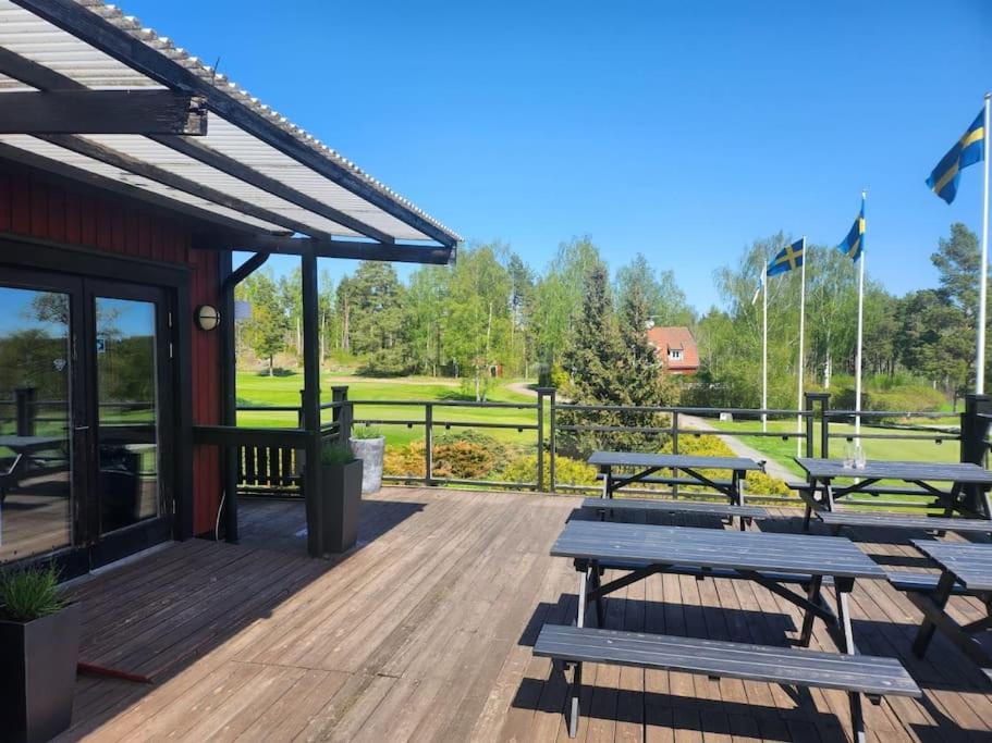 Nyrenoverat Strandnaera Med Fantastisk Utsikt Rimbo Esterno foto
