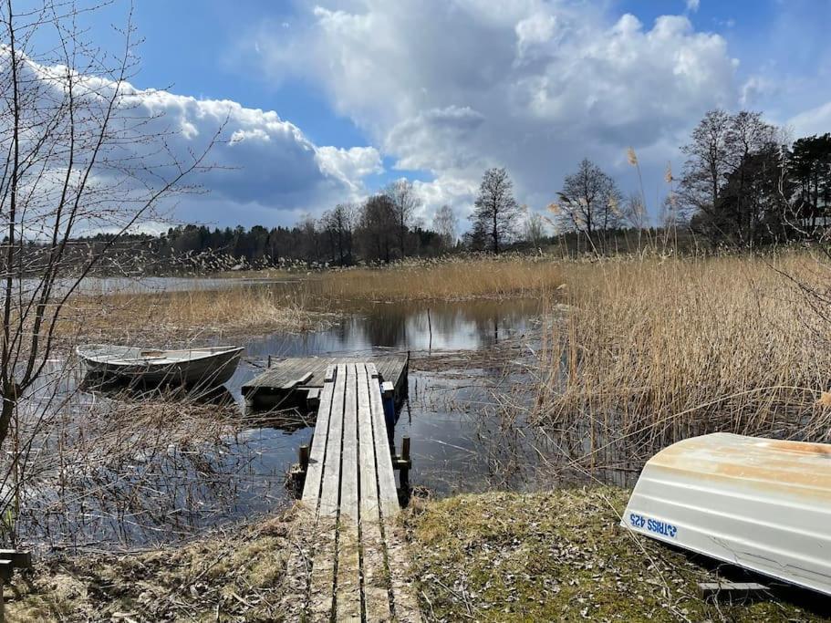 Nyrenoverat Strandnaera Med Fantastisk Utsikt Rimbo Esterno foto