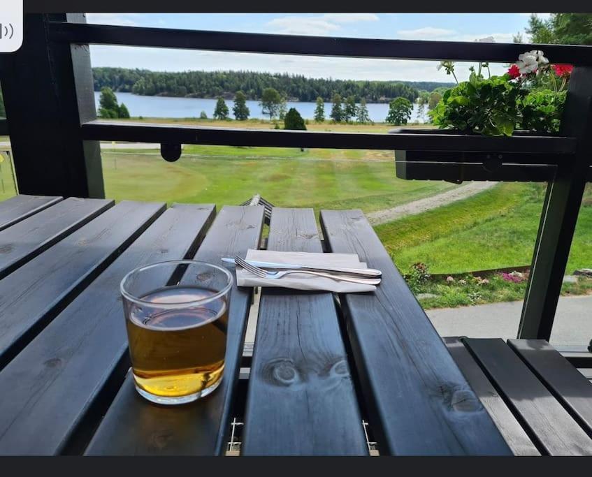 Nyrenoverat Strandnaera Med Fantastisk Utsikt Rimbo Esterno foto